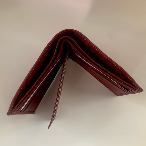 Men’s Faux Leather Wallet - Men’s Wallet - Wallet - Picture 4 of 4